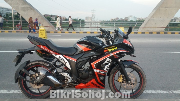 Suzuki Gixxer SF